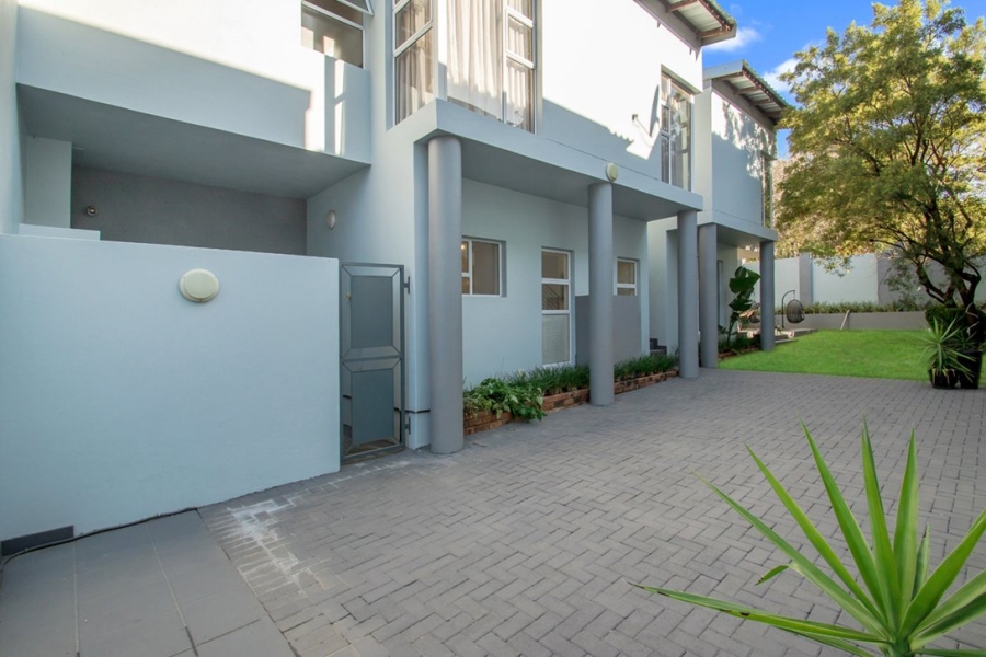 4 Bedroom Property for Sale in Ferndale Gauteng
