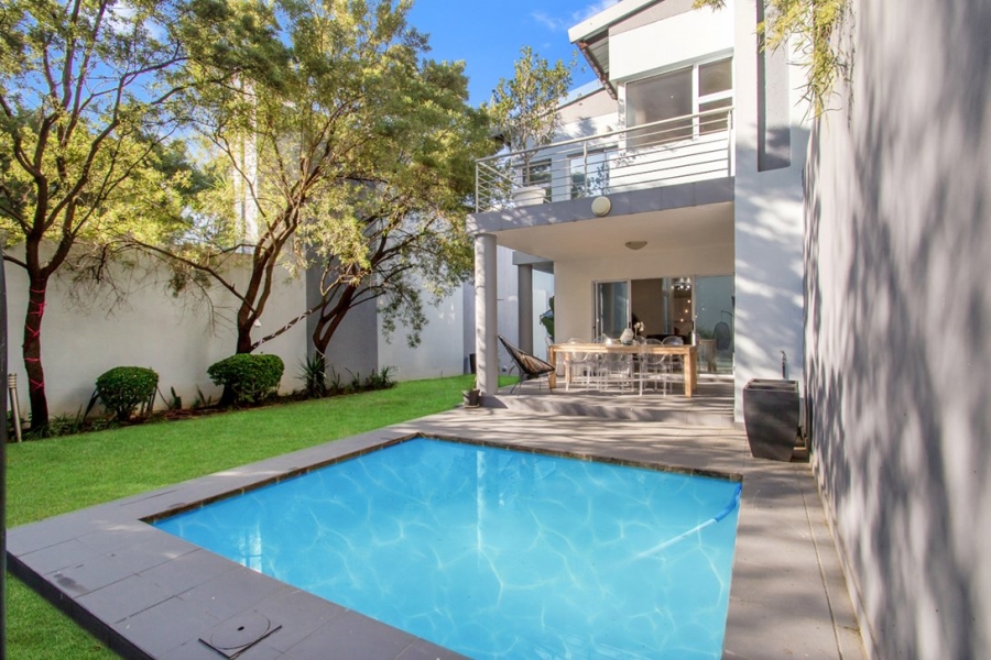 4 Bedroom Property for Sale in Ferndale Gauteng