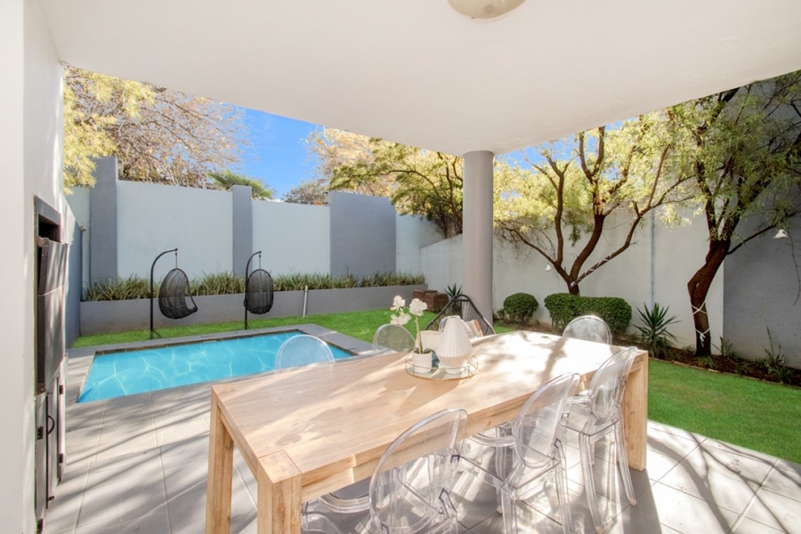 4 Bedroom Property for Sale in Ferndale Gauteng