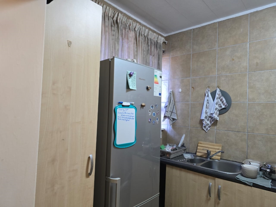 2 Bedroom Property for Sale in Ravensklip Gauteng