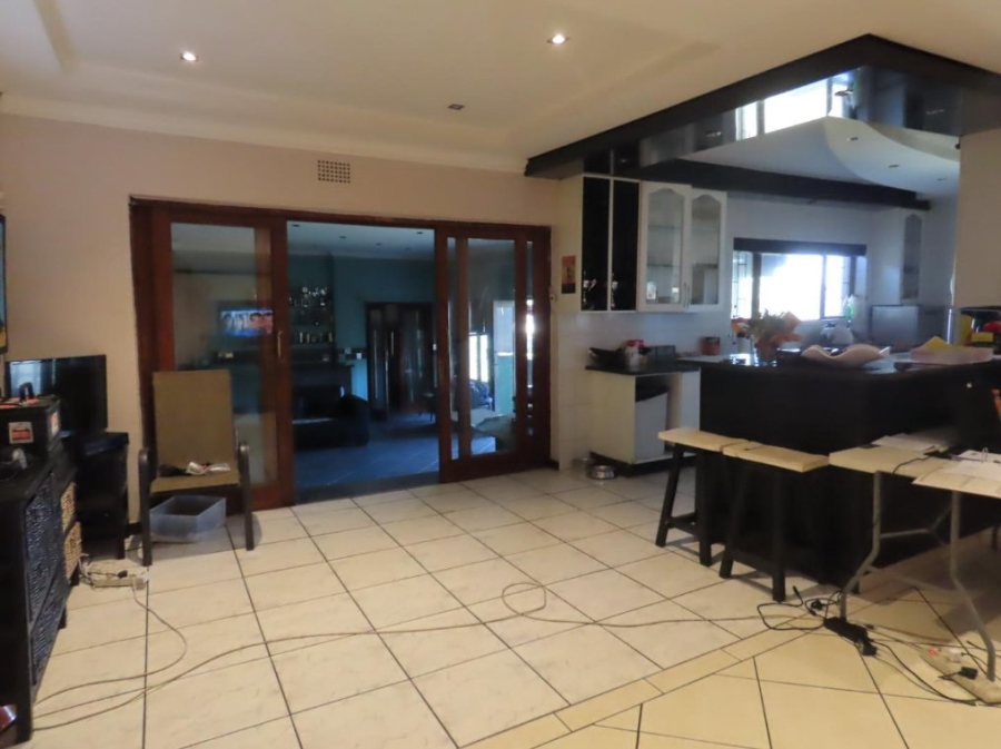 3 Bedroom Property for Sale in Dawnview Gauteng