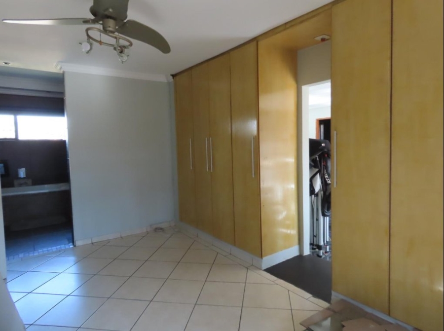 3 Bedroom Property for Sale in Dawnview Gauteng