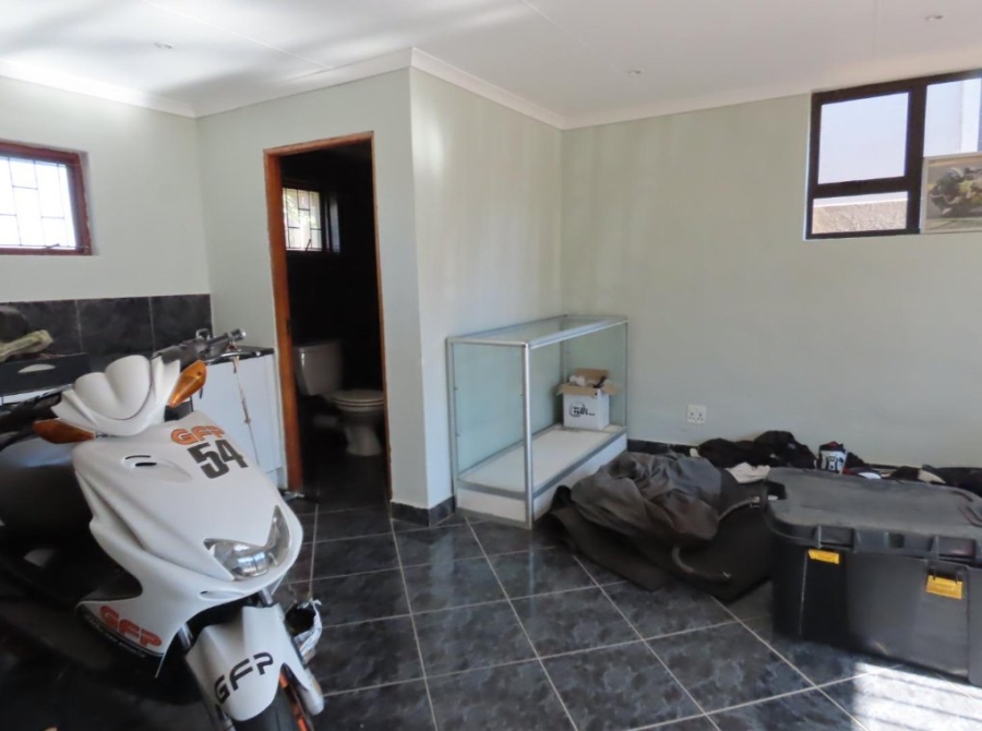 3 Bedroom Property for Sale in Dawnview Gauteng