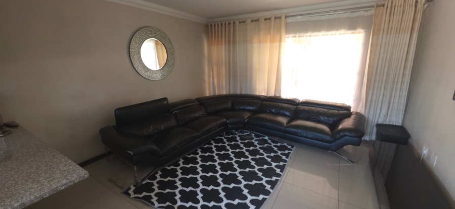 3 Bedroom Property for Sale in Brackendowns Gauteng