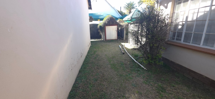 3 Bedroom Property for Sale in Brackendowns Gauteng