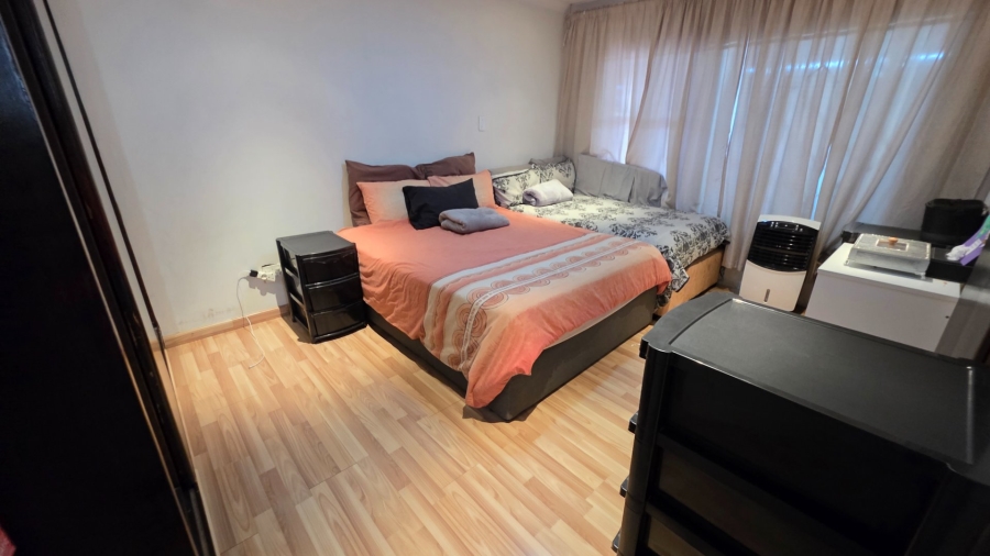 To Let 3 Bedroom Property for Rent in Erasmia Gauteng