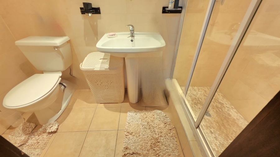 To Let 3 Bedroom Property for Rent in Erasmia Gauteng