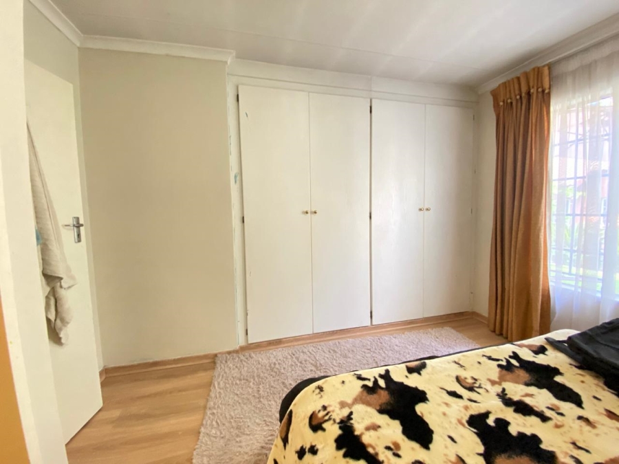 2 Bedroom Property for Sale in Illiondale Gauteng