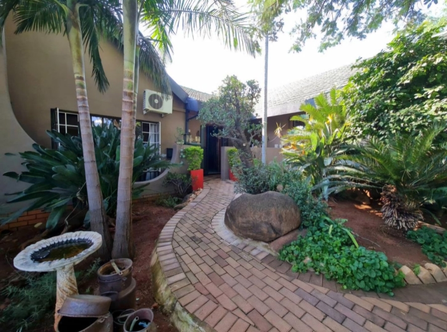 5 Bedroom Property for Sale in Wonderboom Gauteng
