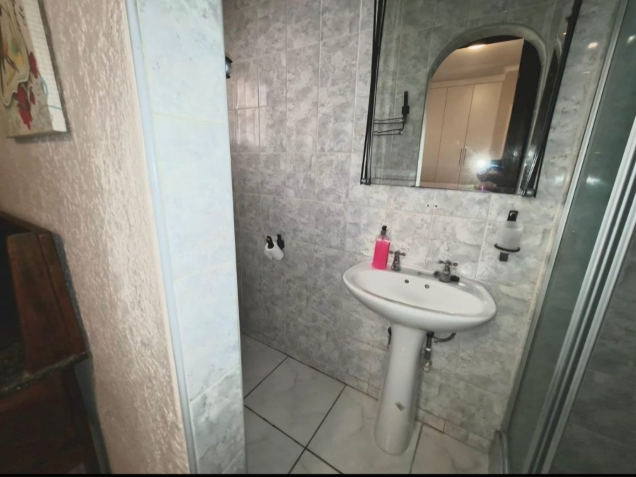 5 Bedroom Property for Sale in Wonderboom Gauteng