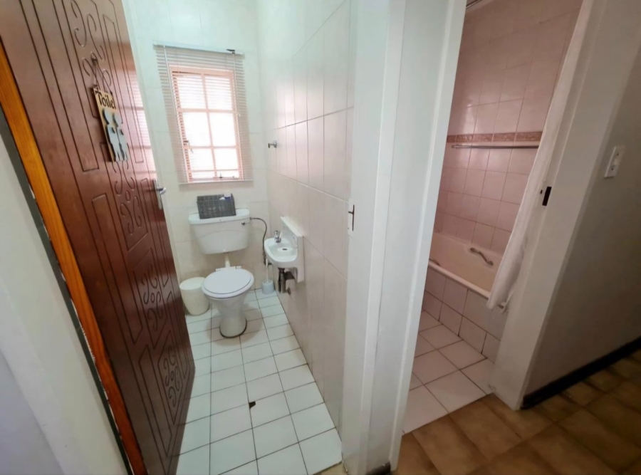 5 Bedroom Property for Sale in Wonderboom Gauteng
