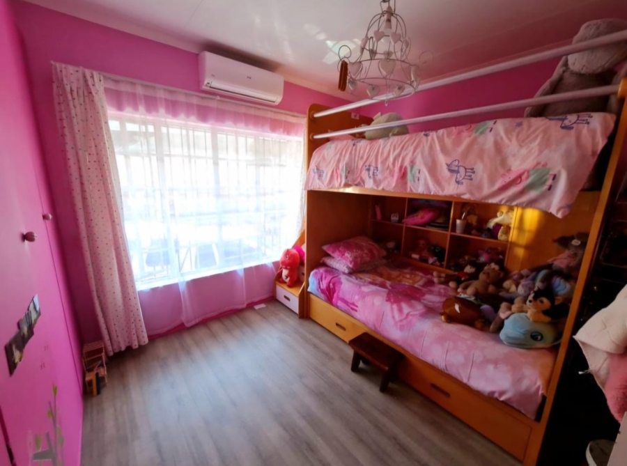 5 Bedroom Property for Sale in Wonderboom Gauteng