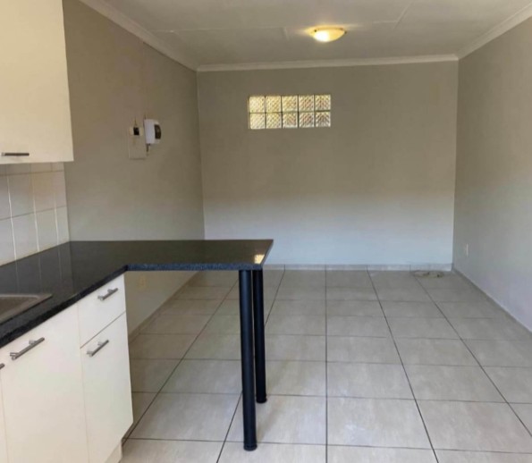 To Let 1 Bedroom Property for Rent in Randpark Ridge Gauteng