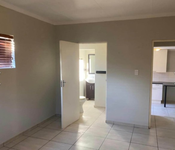 To Let 1 Bedroom Property for Rent in Randpark Ridge Gauteng