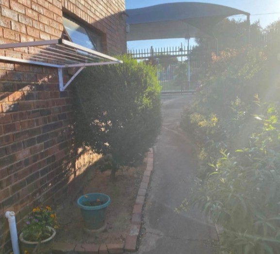 To Let 1 Bedroom Property for Rent in Randpark Ridge Gauteng