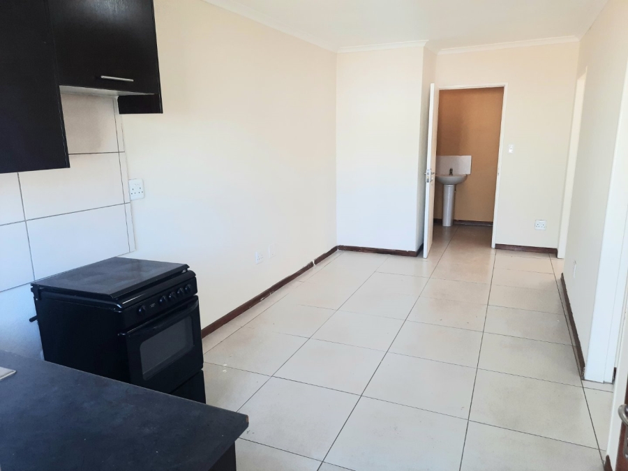To Let 2 Bedroom Property for Rent in Kensington B Gauteng