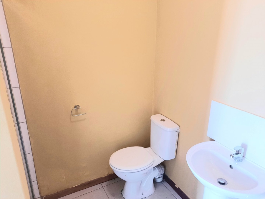 To Let 2 Bedroom Property for Rent in Kensington B Gauteng