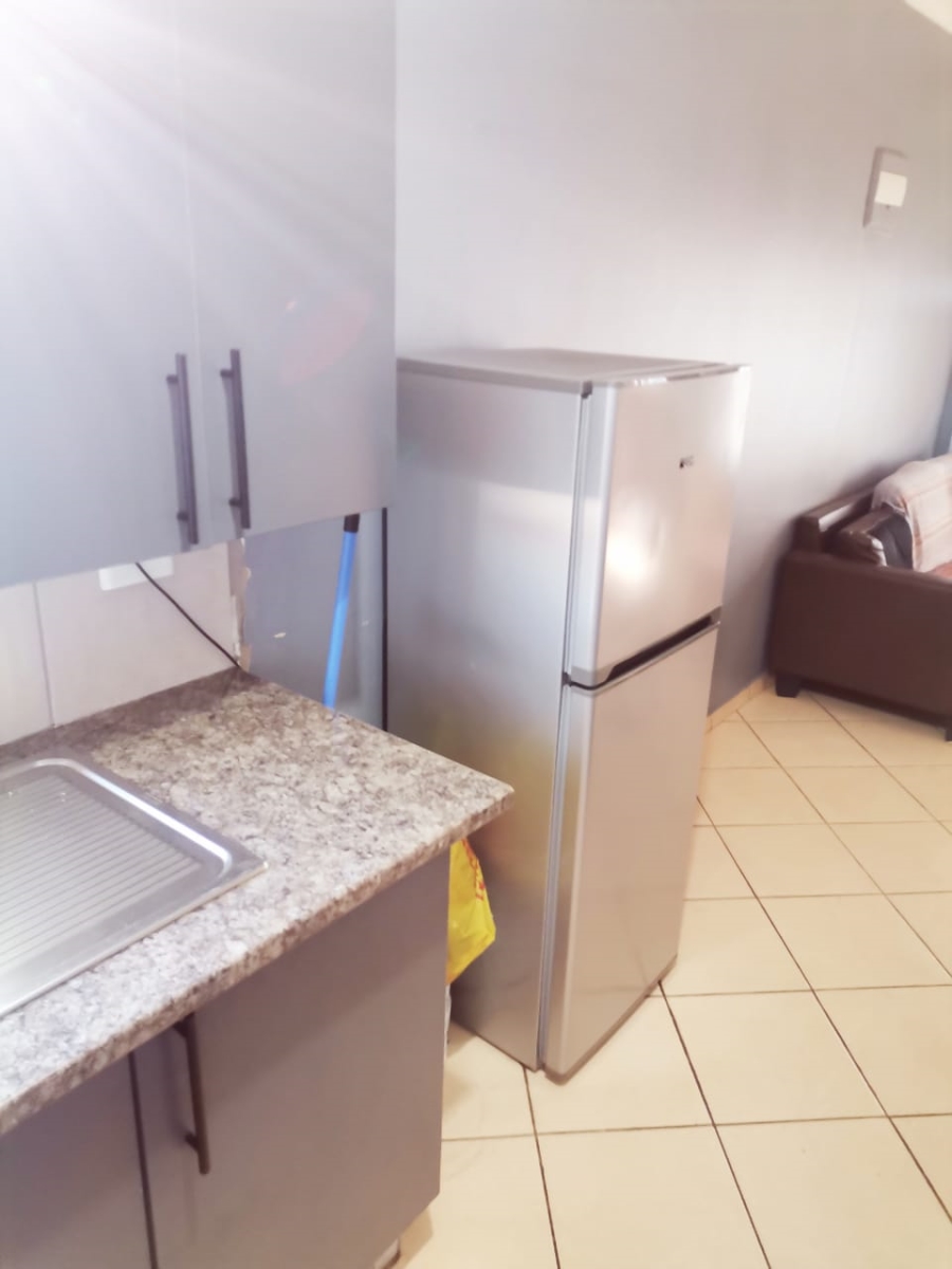 To Let 3 Bedroom Property for Rent in Clayville East Gauteng