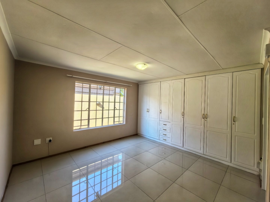 To Let 4 Bedroom Property for Rent in Eveleigh Gauteng