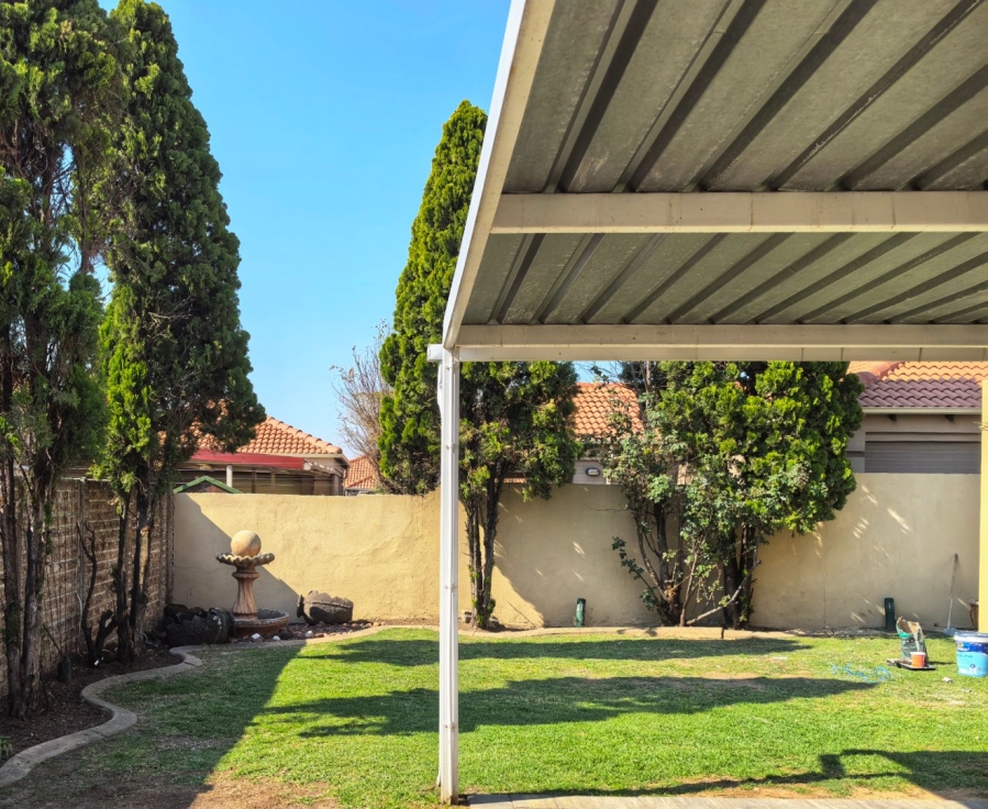 To Let 4 Bedroom Property for Rent in Eveleigh Gauteng