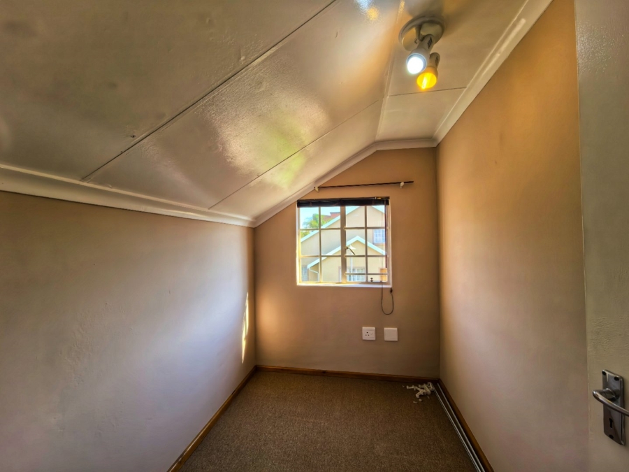 To Let 4 Bedroom Property for Rent in Eveleigh Gauteng