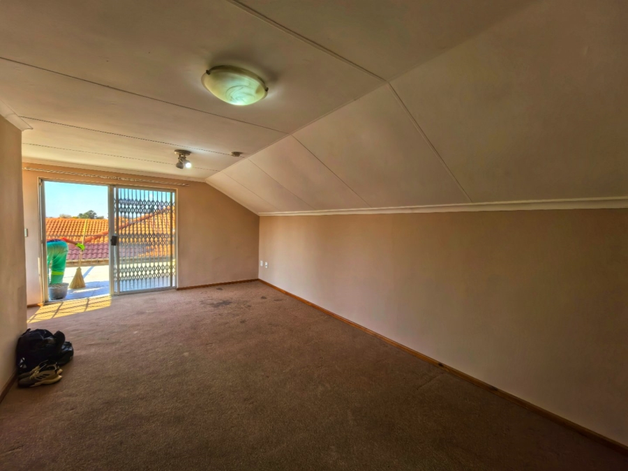 To Let 4 Bedroom Property for Rent in Eveleigh Gauteng