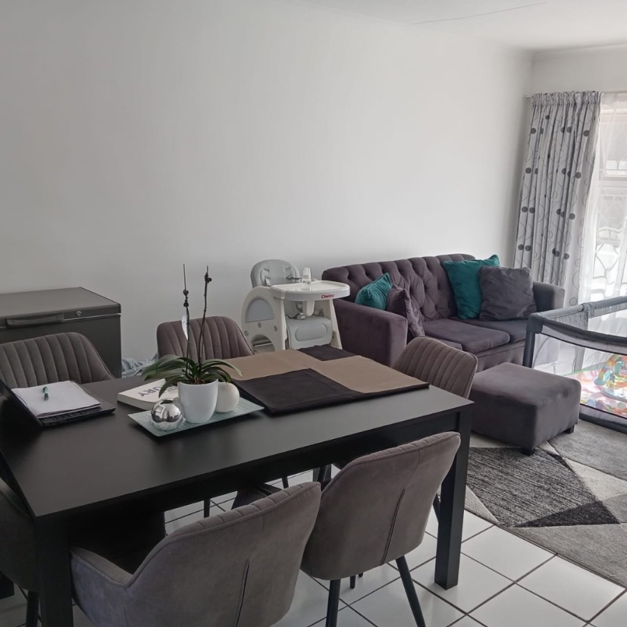 2 Bedroom Property for Sale in Vorna Valley Gauteng