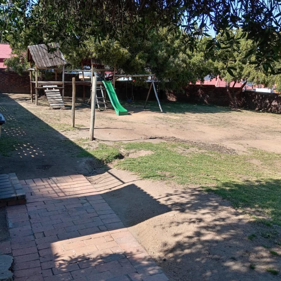 2 Bedroom Property for Sale in Vorna Valley Gauteng
