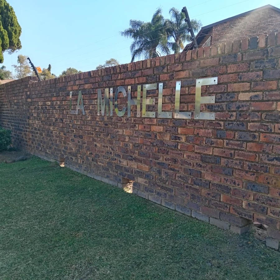 2 Bedroom Property for Sale in Vorna Valley Gauteng