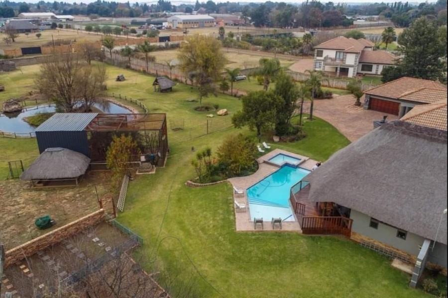 17 Bedroom Property for Sale in Bredell Gauteng