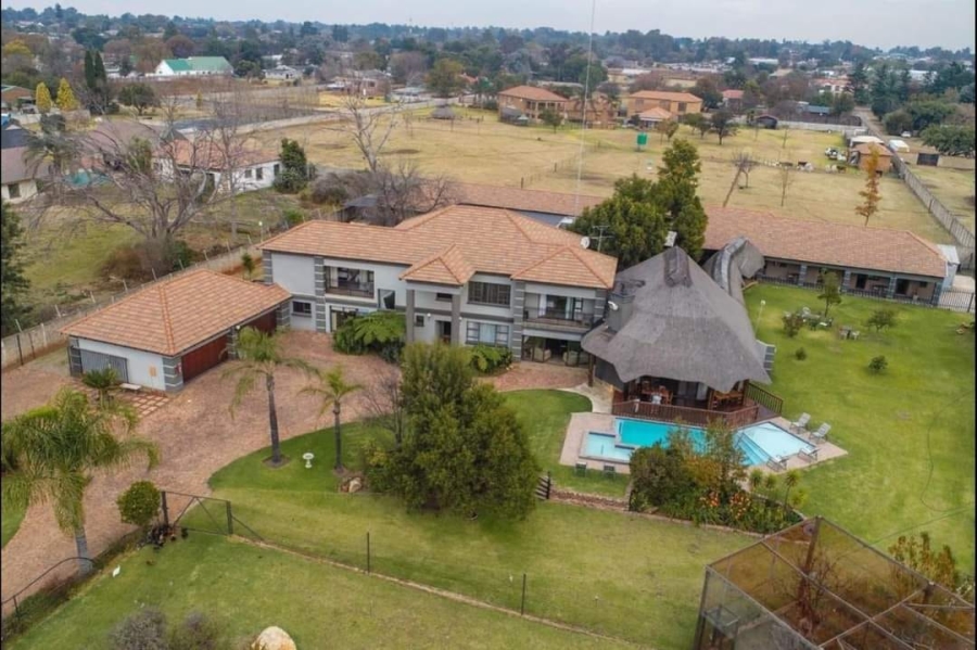 17 Bedroom Property for Sale in Bredell Gauteng
