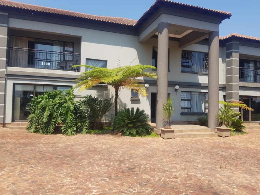17 Bedroom Property for Sale in Bredell Gauteng