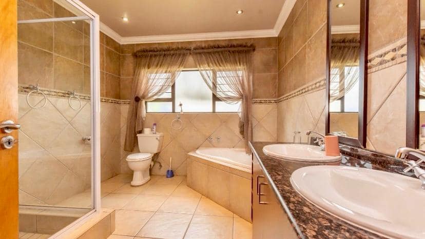 17 Bedroom Property for Sale in Bredell Gauteng
