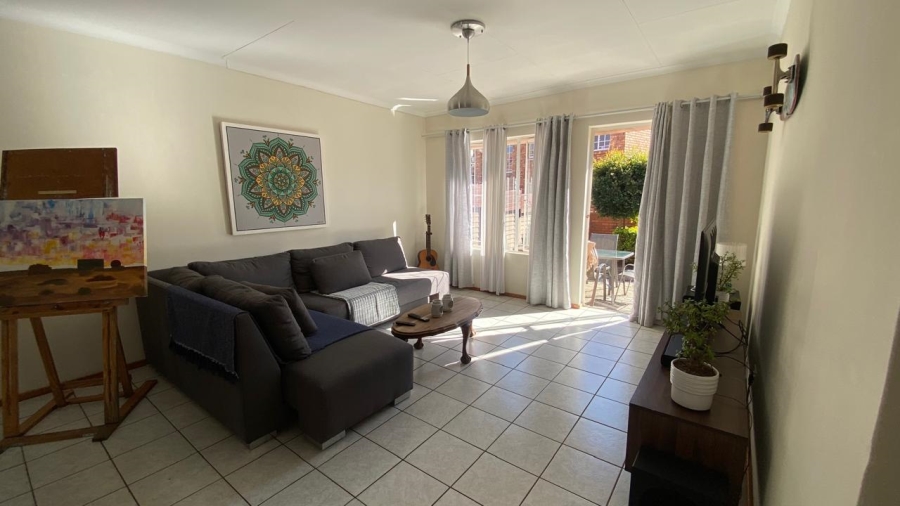 3 Bedroom Property for Sale in Eldoraigne Gauteng