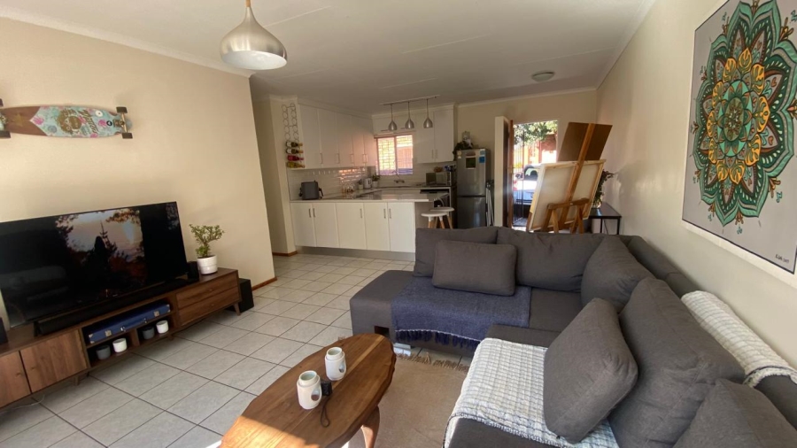 3 Bedroom Property for Sale in Eldoraigne Gauteng