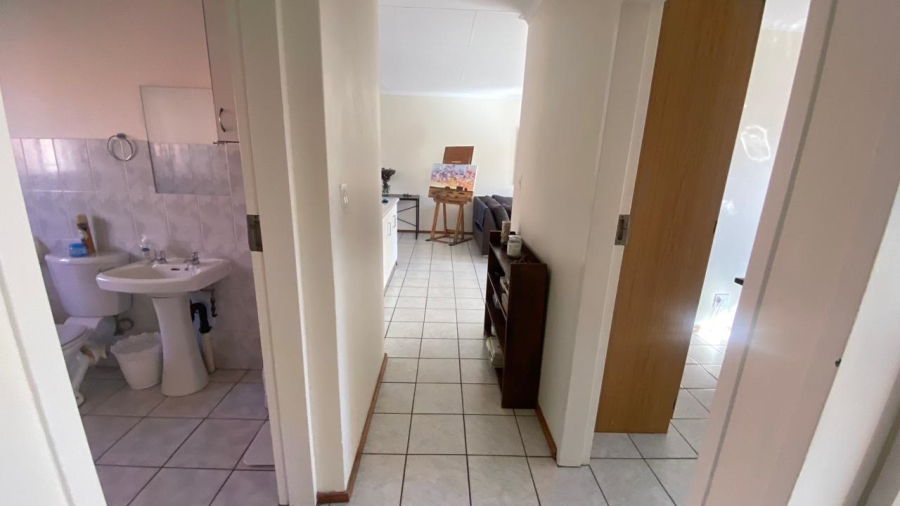 3 Bedroom Property for Sale in Eldoraigne Gauteng