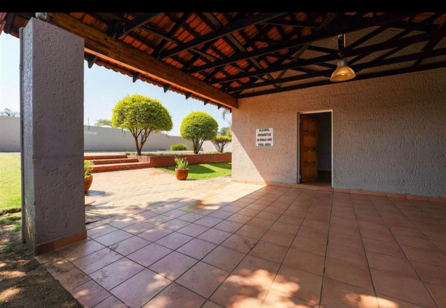 2 Bedroom Property for Sale in North Riding Gauteng