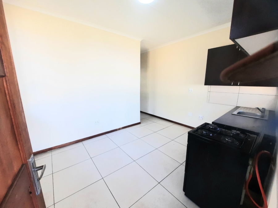 To Let 2 Bedroom Property for Rent in Kensington B Gauteng