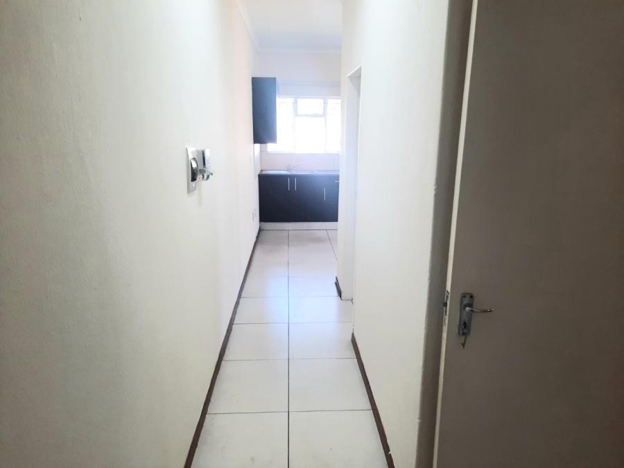 To Let 2 Bedroom Property for Rent in Kensington B Gauteng