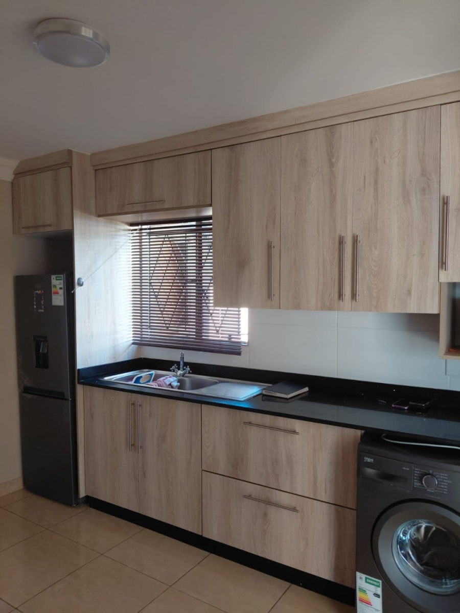 To Let 3 Bedroom Property for Rent in Soshanguve FF Gauteng