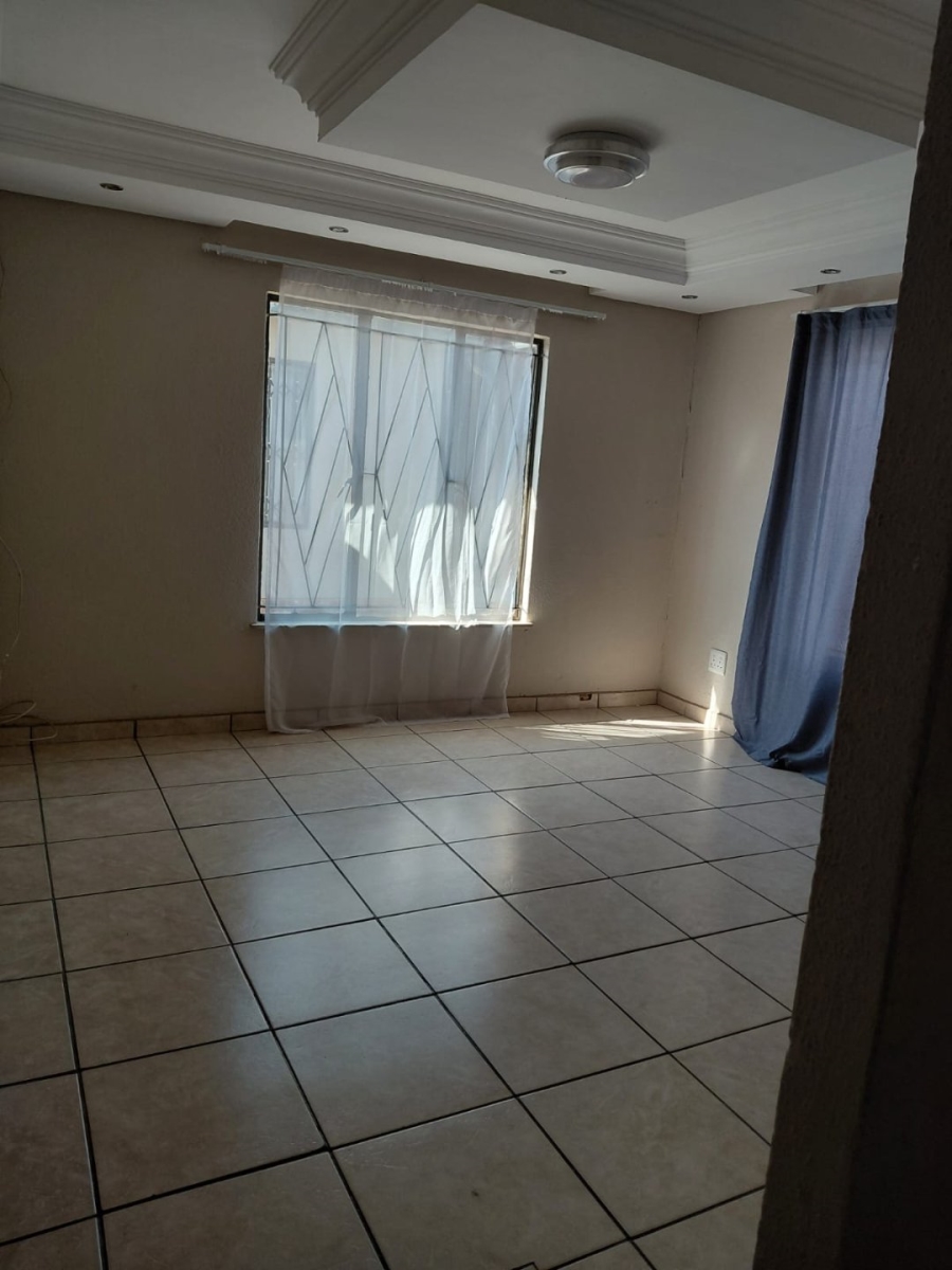 To Let 3 Bedroom Property for Rent in Soshanguve FF Gauteng