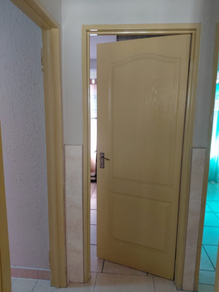 To Let 3 Bedroom Property for Rent in Soshanguve FF Gauteng