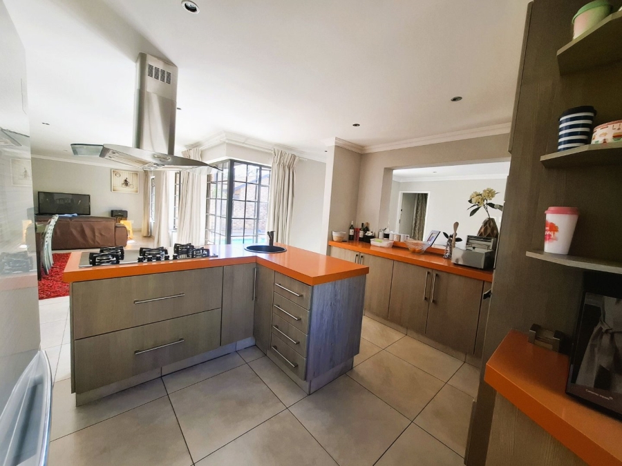 To Let 3 Bedroom Property for Rent in Brooklyn Gauteng