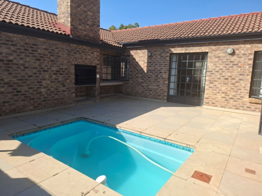 To Let 3 Bedroom Property for Rent in Brooklyn Gauteng