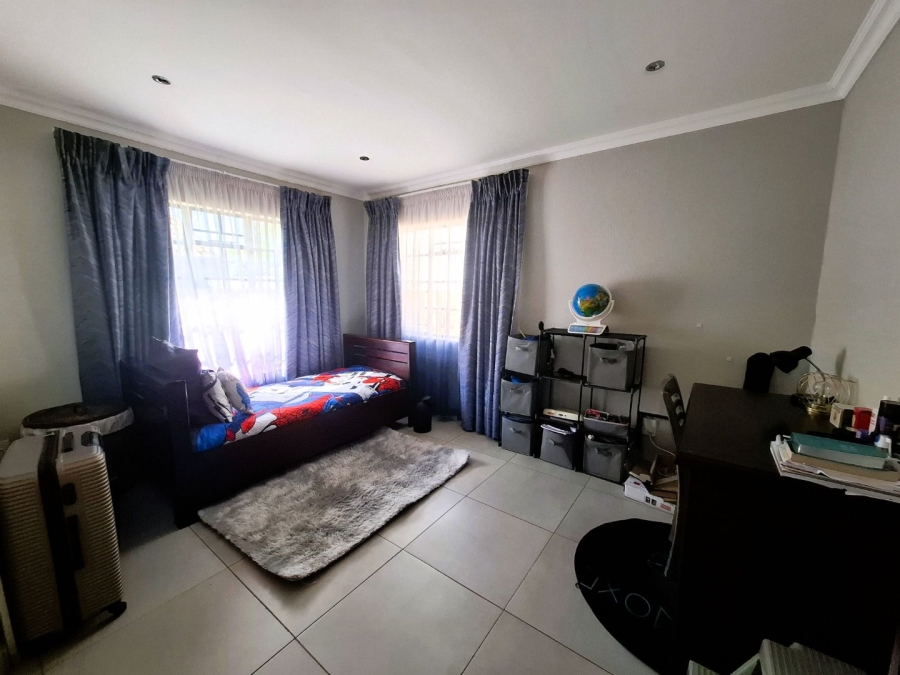 To Let 3 Bedroom Property for Rent in Brooklyn Gauteng