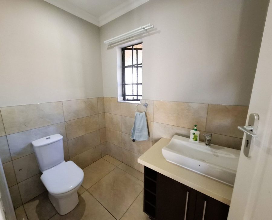 To Let 3 Bedroom Property for Rent in Brooklyn Gauteng