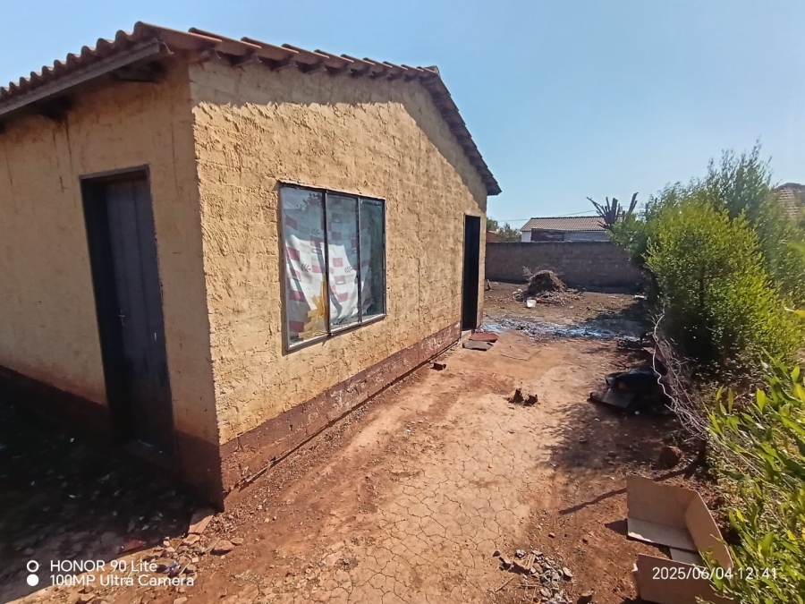 2 Bedroom Property for Sale in Soshanguve South Ext 9 Gauteng