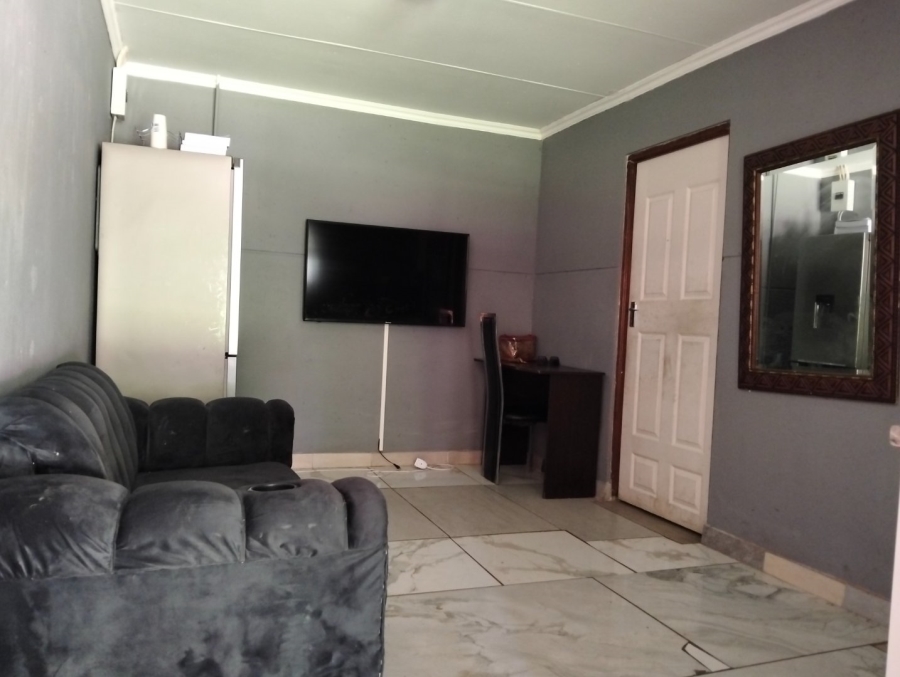 To Let 1 Bedroom Property for Rent in The Reeds Gauteng