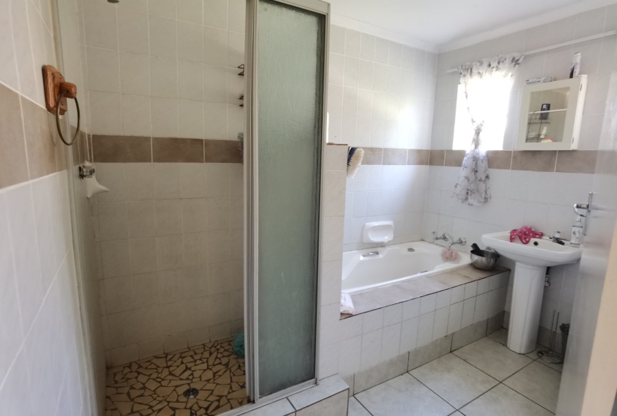 3 Bedroom Property for Sale in Bester Gauteng
