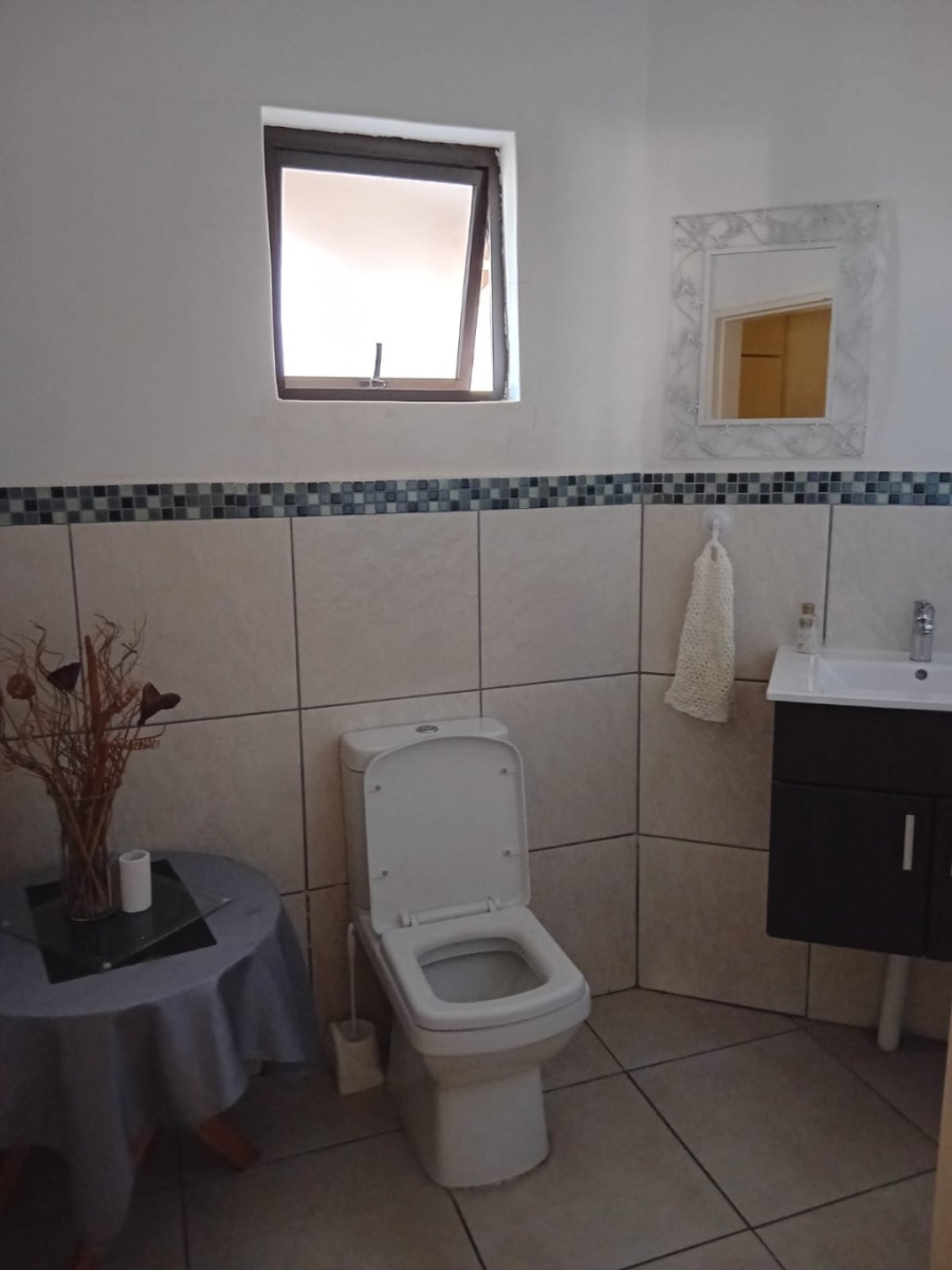 To Let 2 Bedroom Property for Rent in Radiokop Gauteng